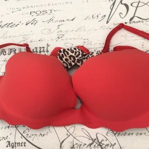 Victoria’s Secret Very Sexy Push-up bra